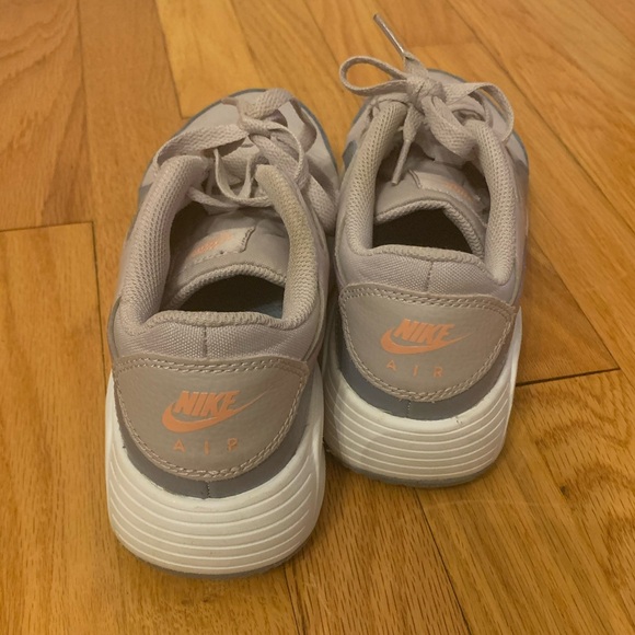 Nike Air Max-Women’s - Picture 2 of 6